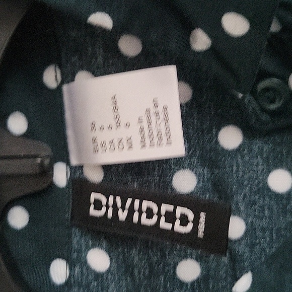 Divided H&M Button Up Long Sleeve Shirt - Picture 4 of 10